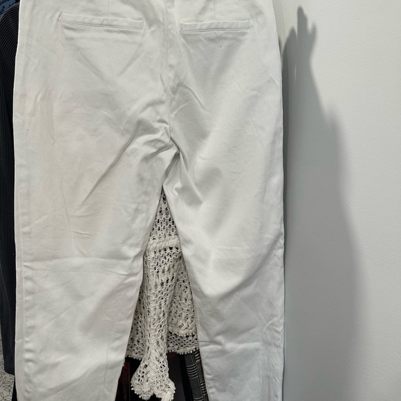 Cache - Picture 2 of 6